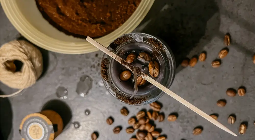Kaffeesatz verwerten - Kaffeekerzen